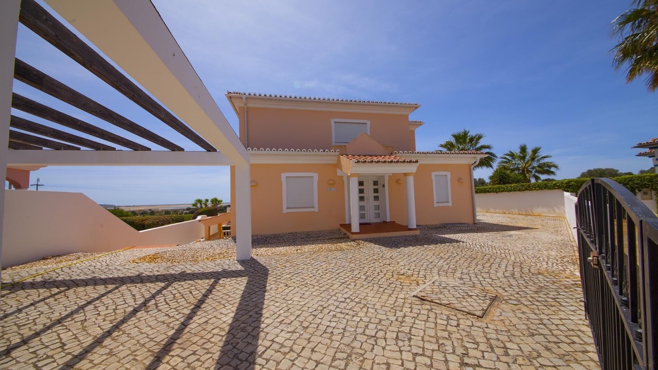 Photo of Outdoor in Alfarrobeira