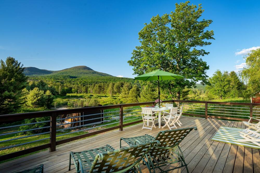 Photo of Patio Balcony in Willow