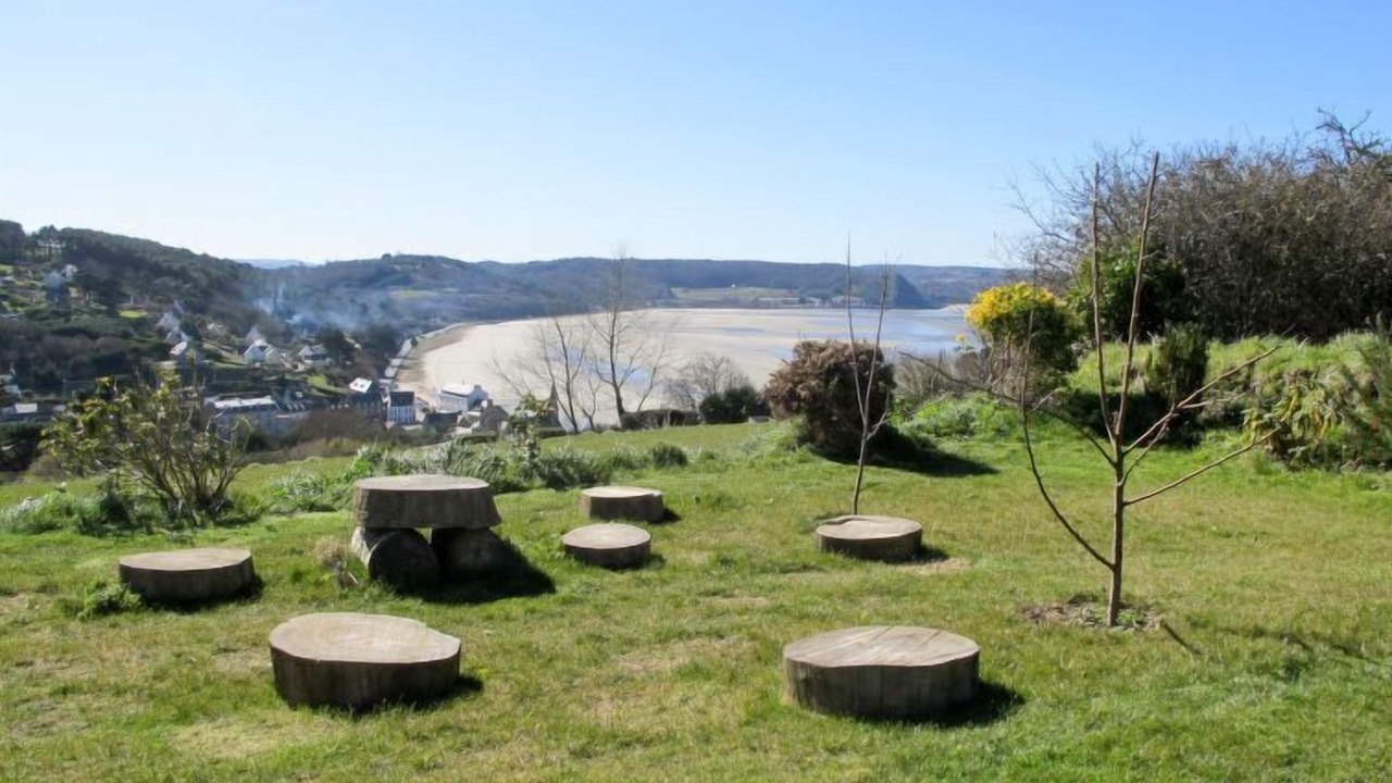 Photo of Outdoor in Saint-Michel-en-Greve