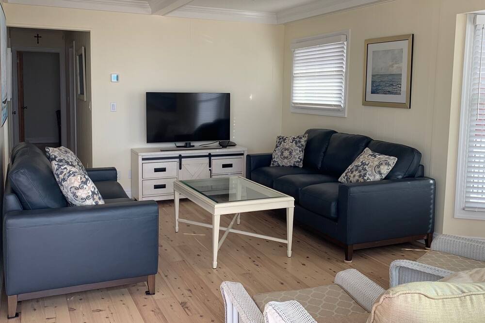 Photo of Bedroom in Mattituck
