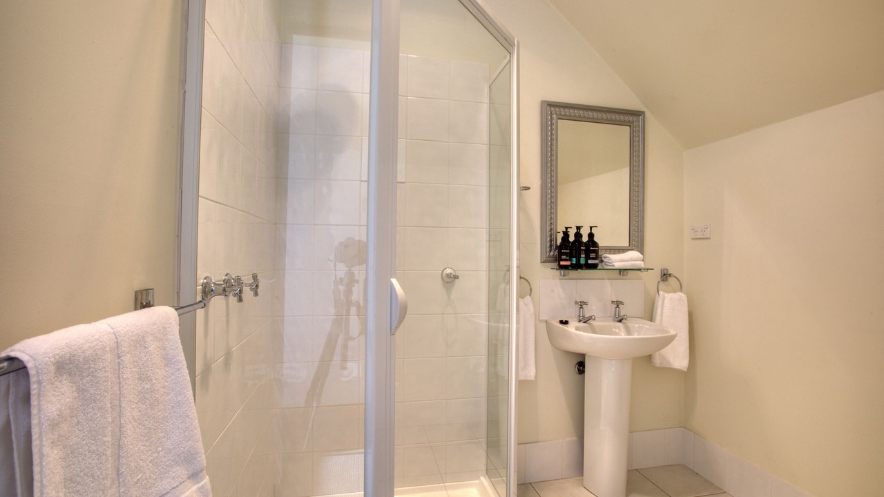 Photo of Bathroom in Binalong Bay
