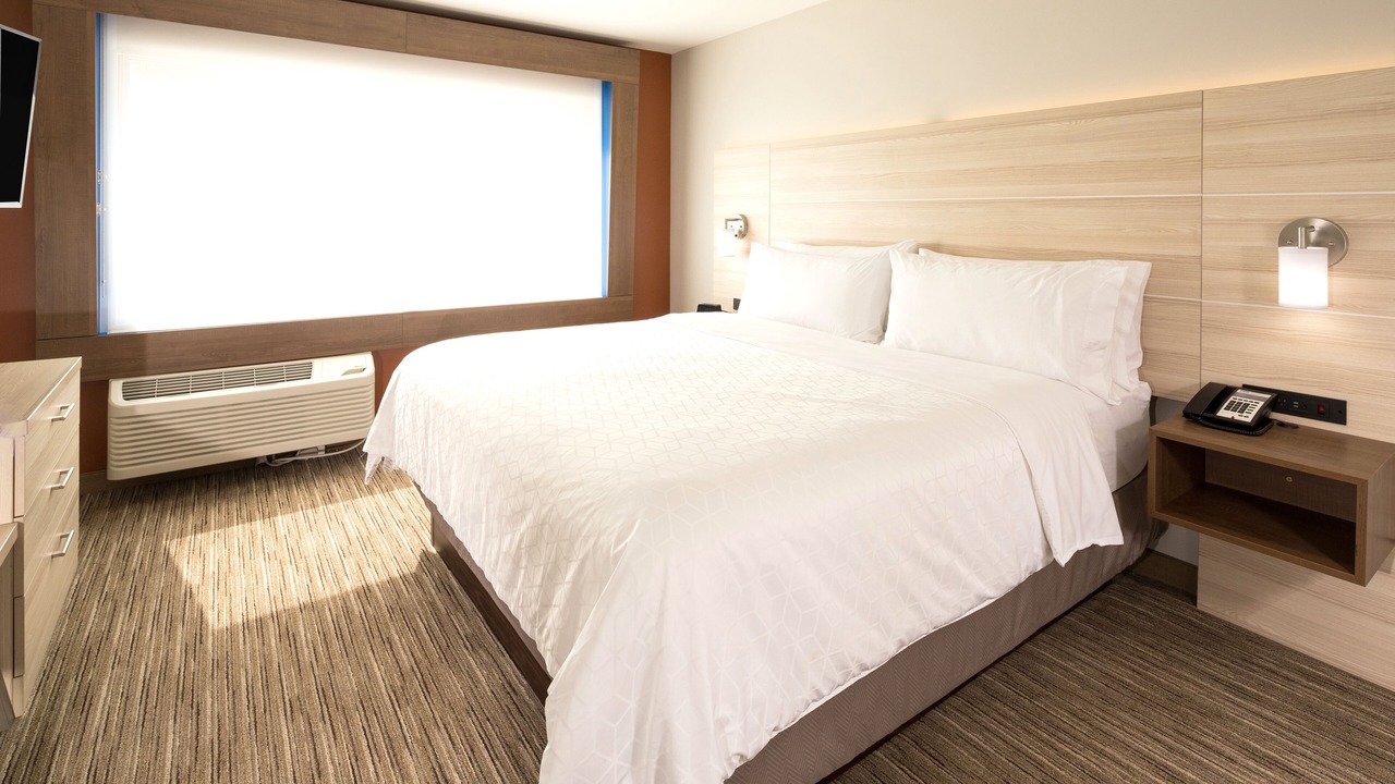 Photo of Bedroom in Michigan City