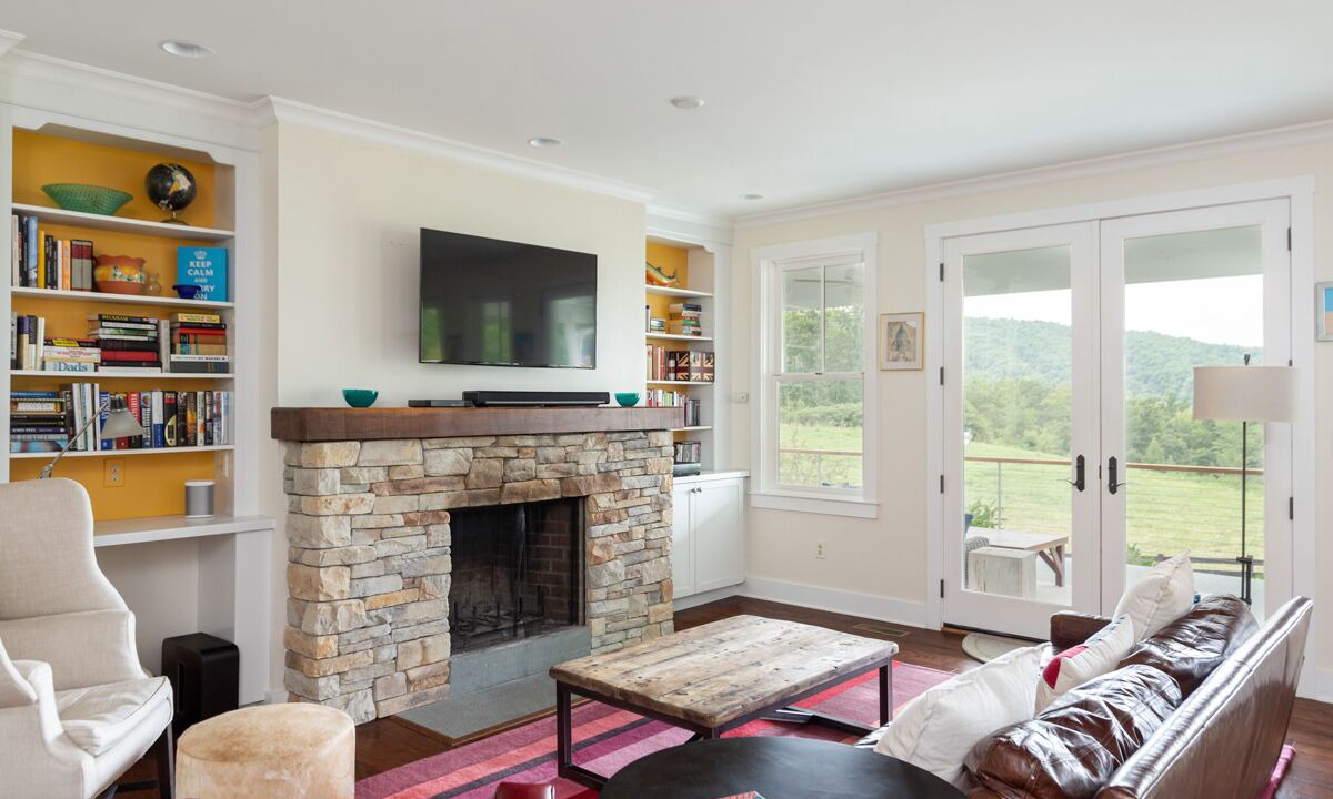 Photo of Livingroom in Valley Springs