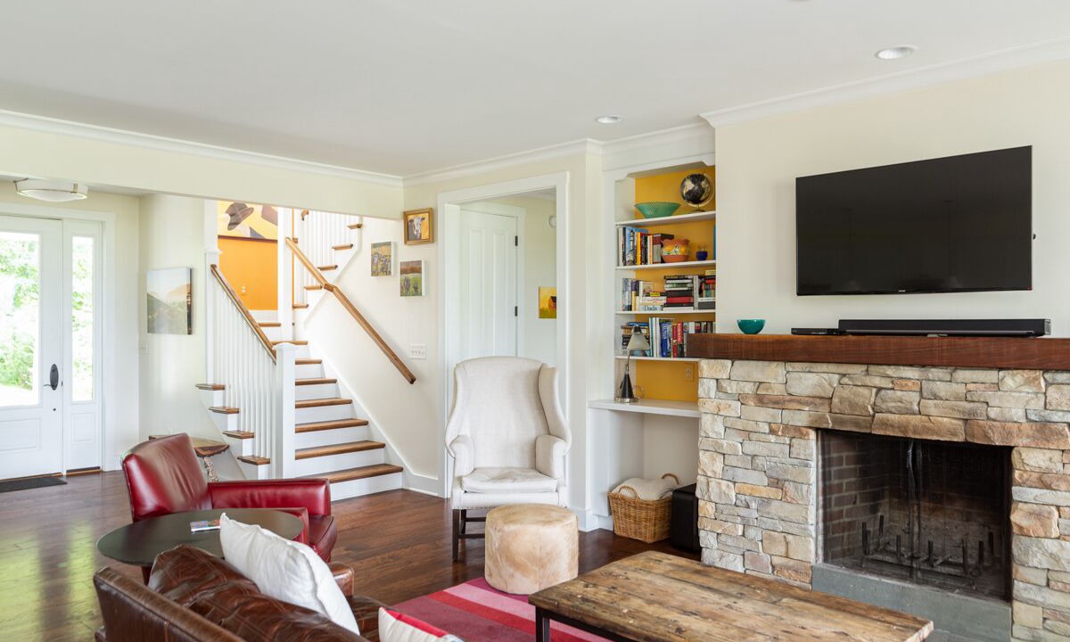 Photo of Livingroom in Valley Springs