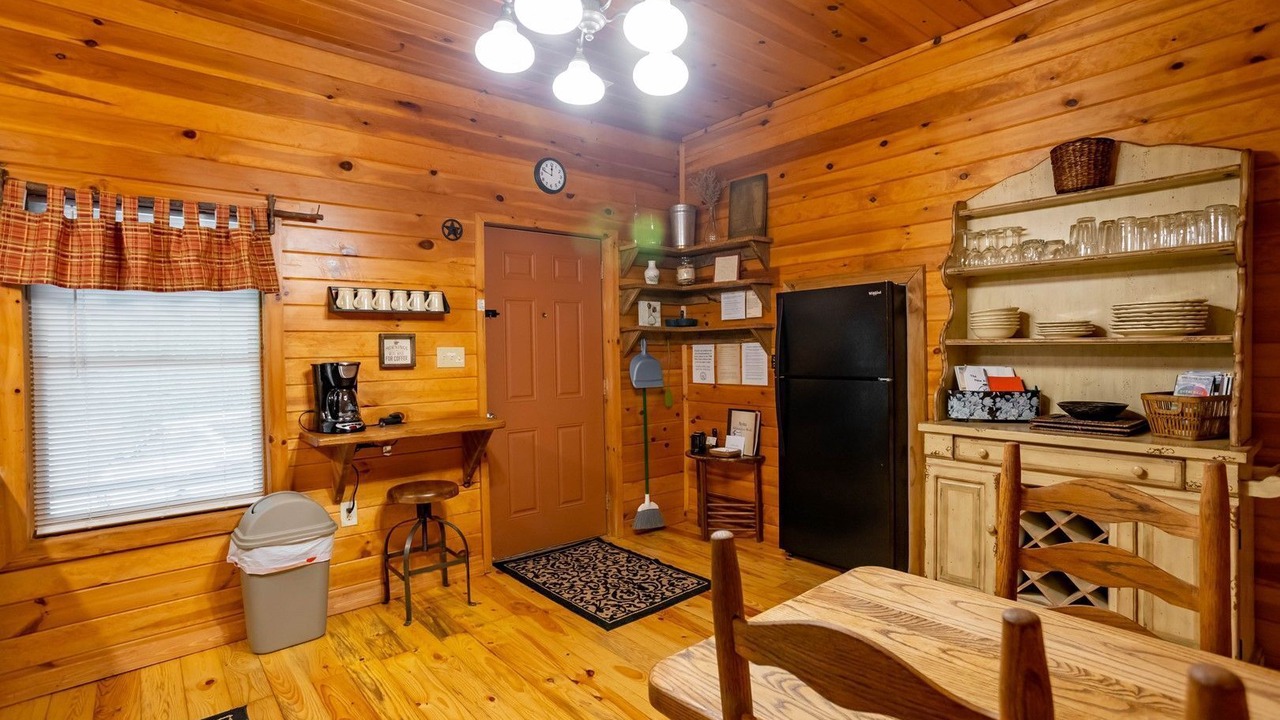 Photo of Kitchen in Barren Springs