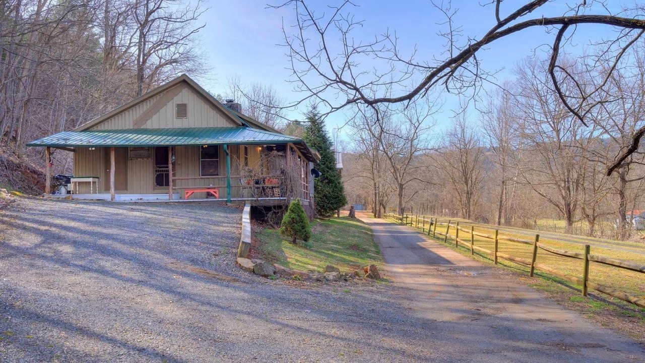 Photo of Outdoor in Barren Springs