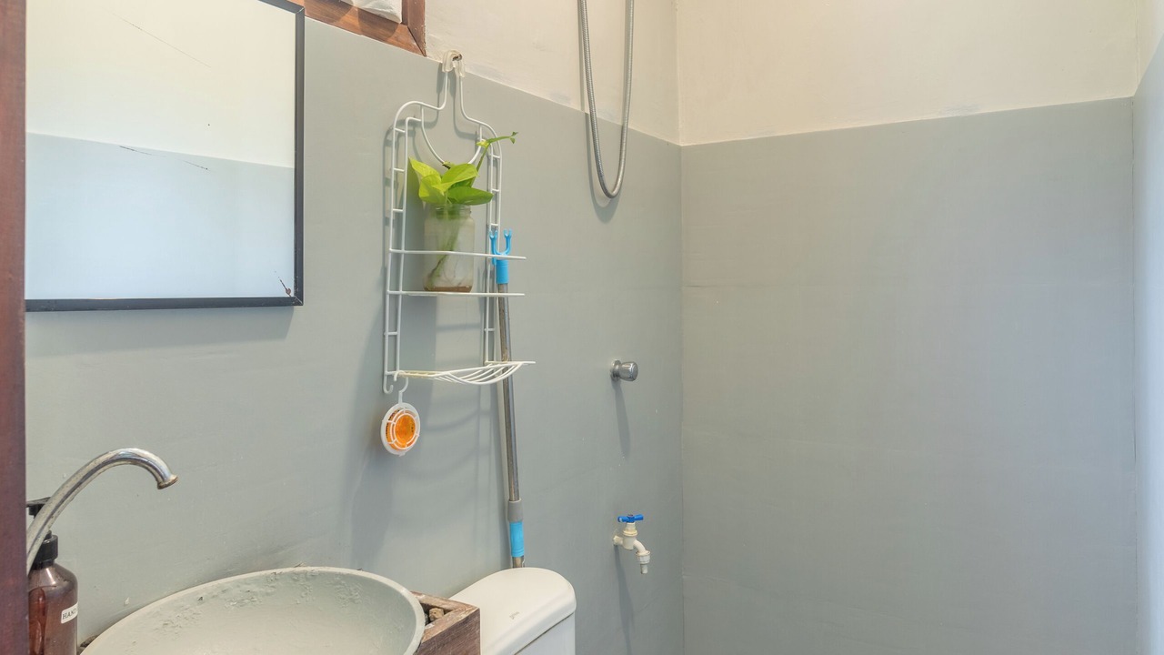Photo of Bathroom in Catangnan