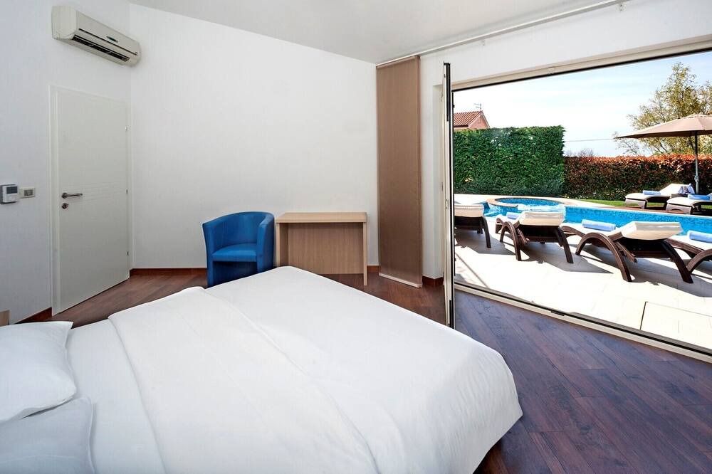 Photo of Bedroom in Labinci