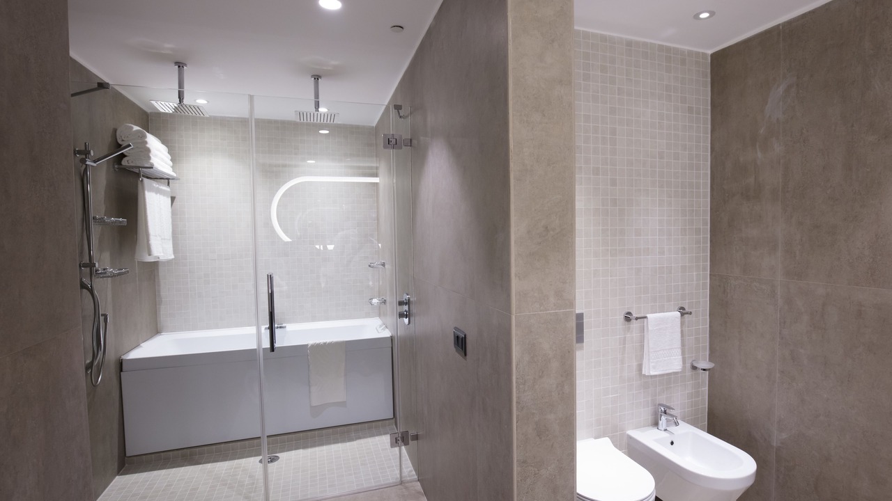 Photo of Bathroom in Pointe-Noire
