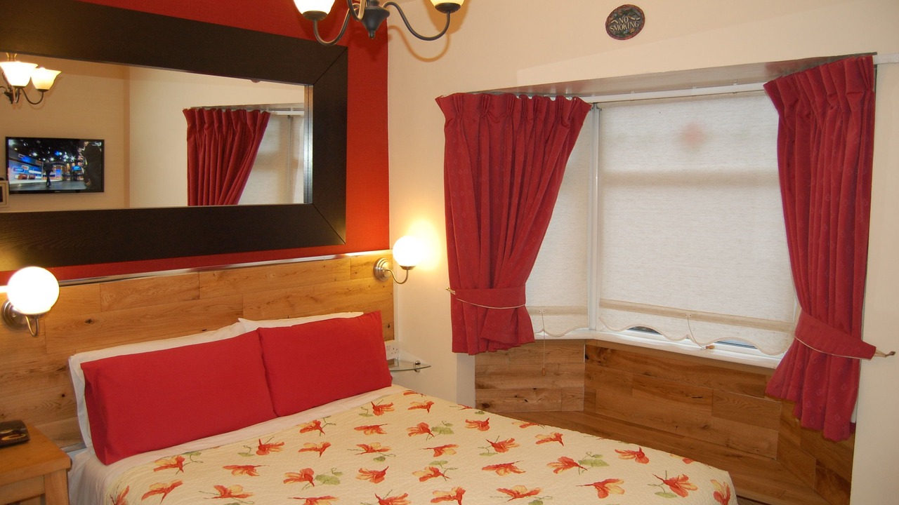 Photo of Bedroom in Whitehall