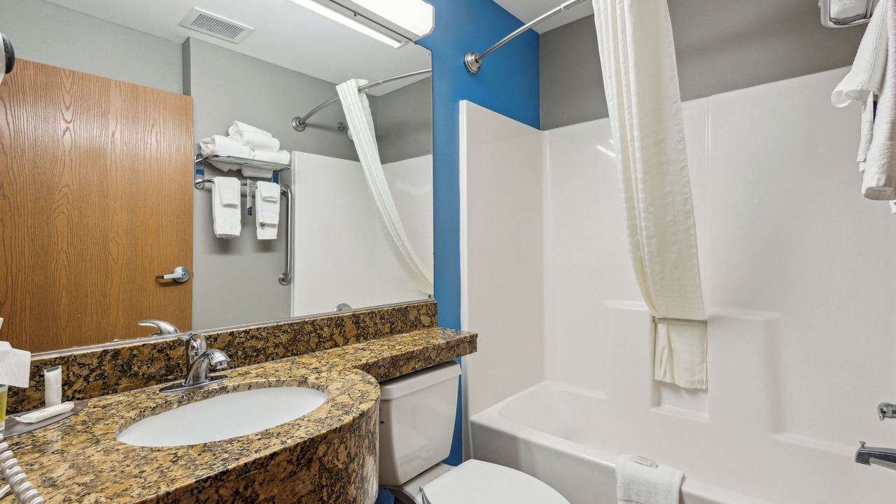 Photo of Bathroom in Roseland