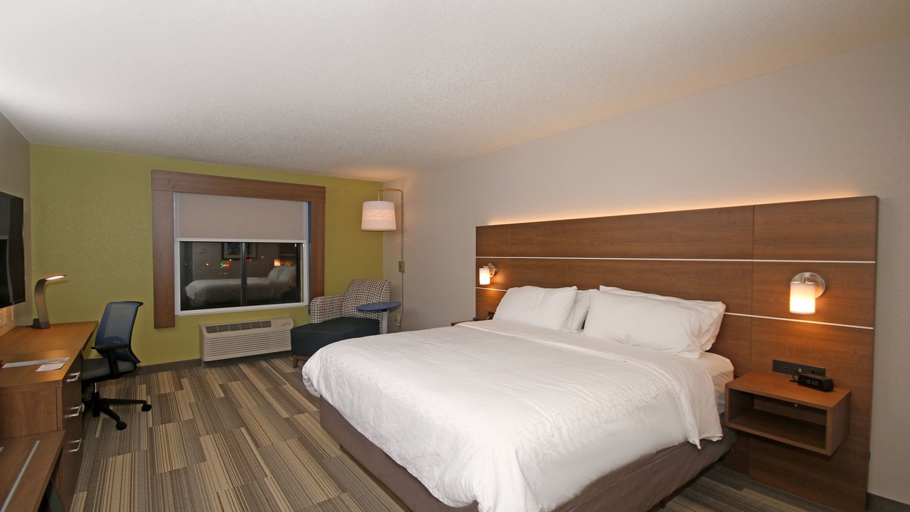 Photo of Bedroom in Troutville