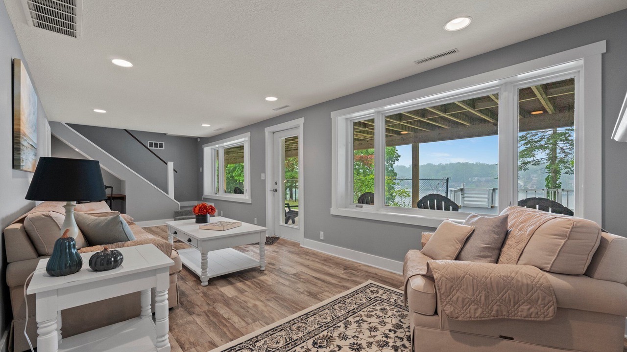 Photo of Livingroom in Columbia City