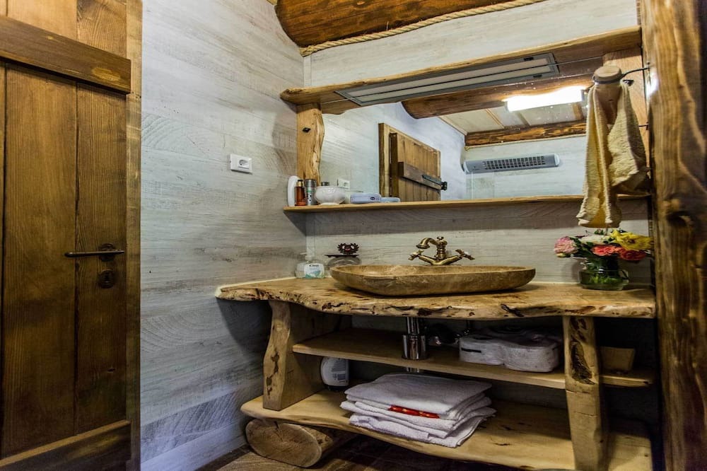 Photo of Bathroom in Municipality of Gracac