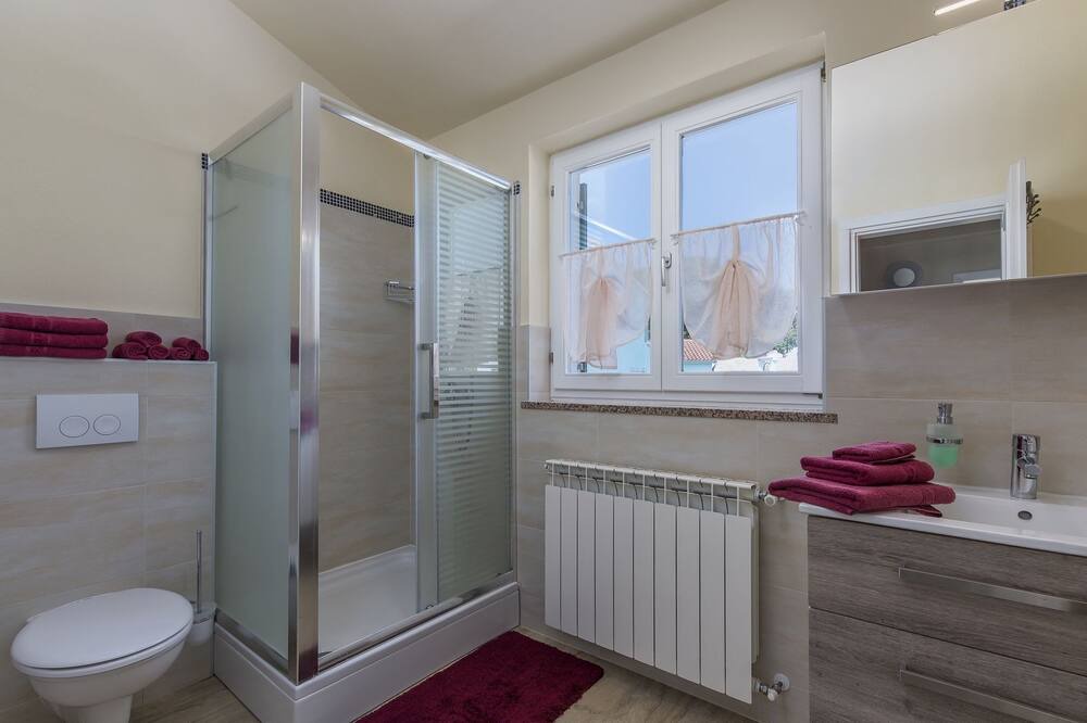 Photo of Bathroom in Rojci