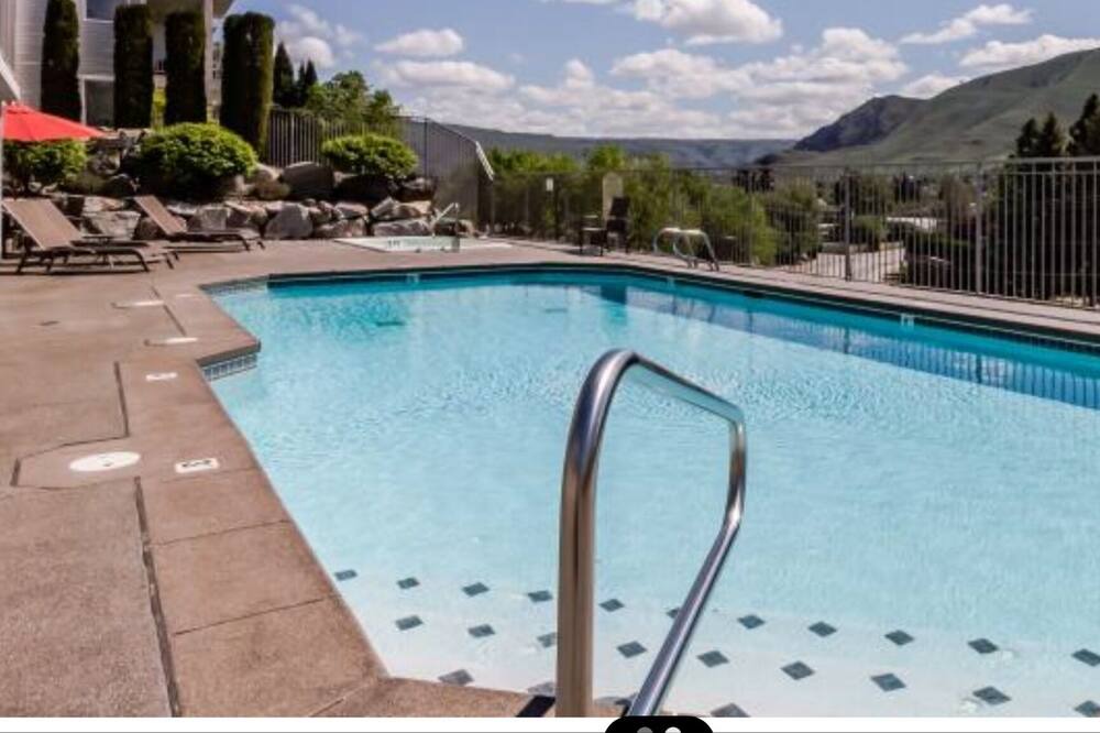 Photo of Others in Chelan