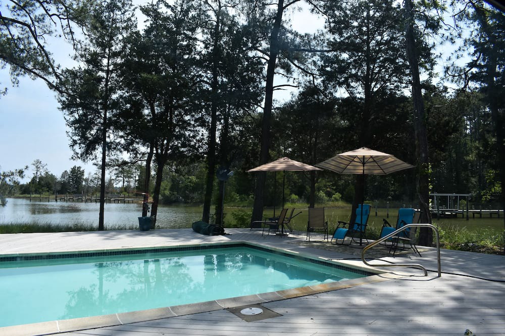 Photo of Outdoor in Ware