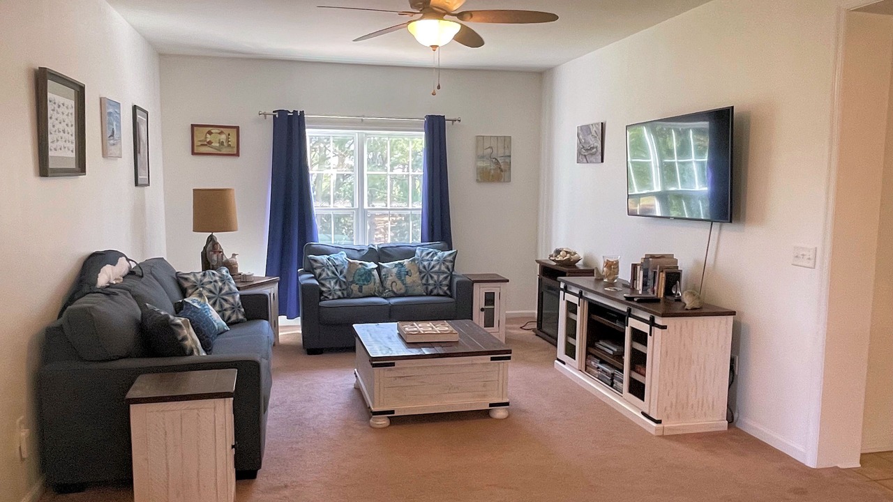 Photo of Livingroom in Piney Island
