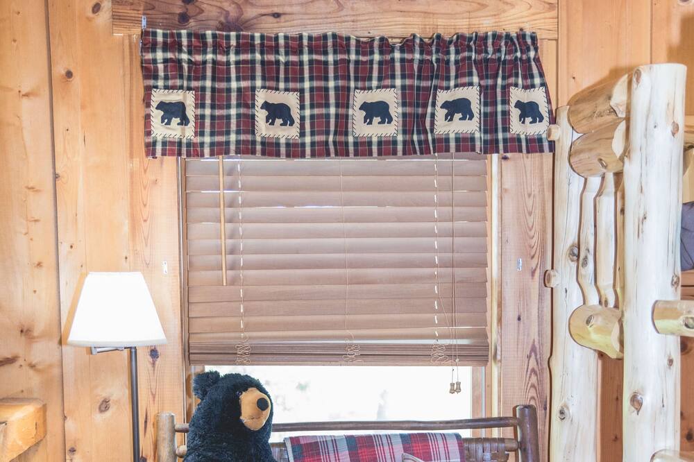 Photo of Livingroom in Natural Bridge