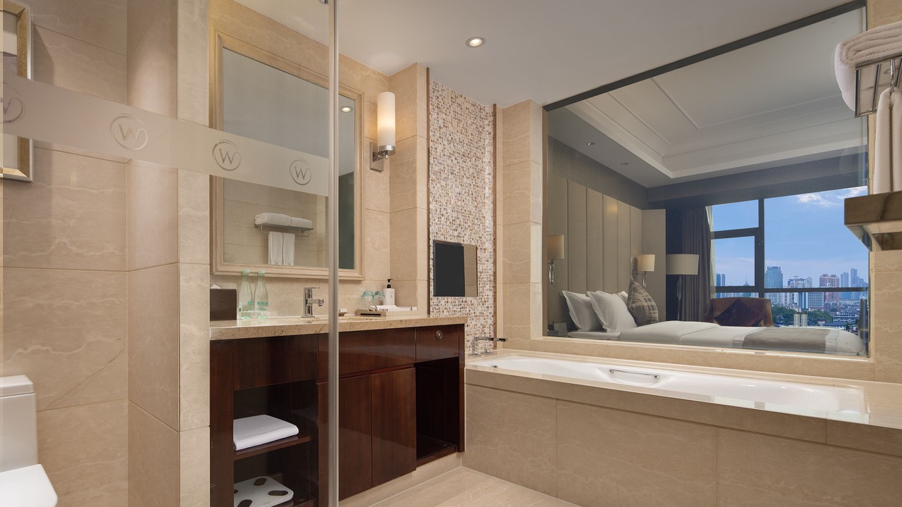 Photo of Bathroom in Yue Lu