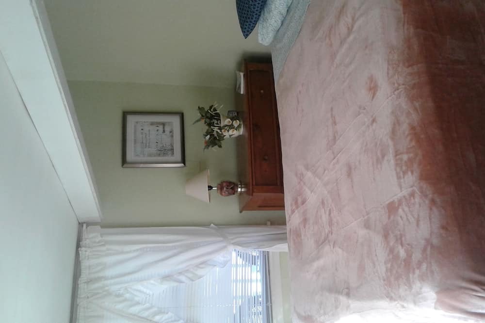 Photo of Bedroom in Otis