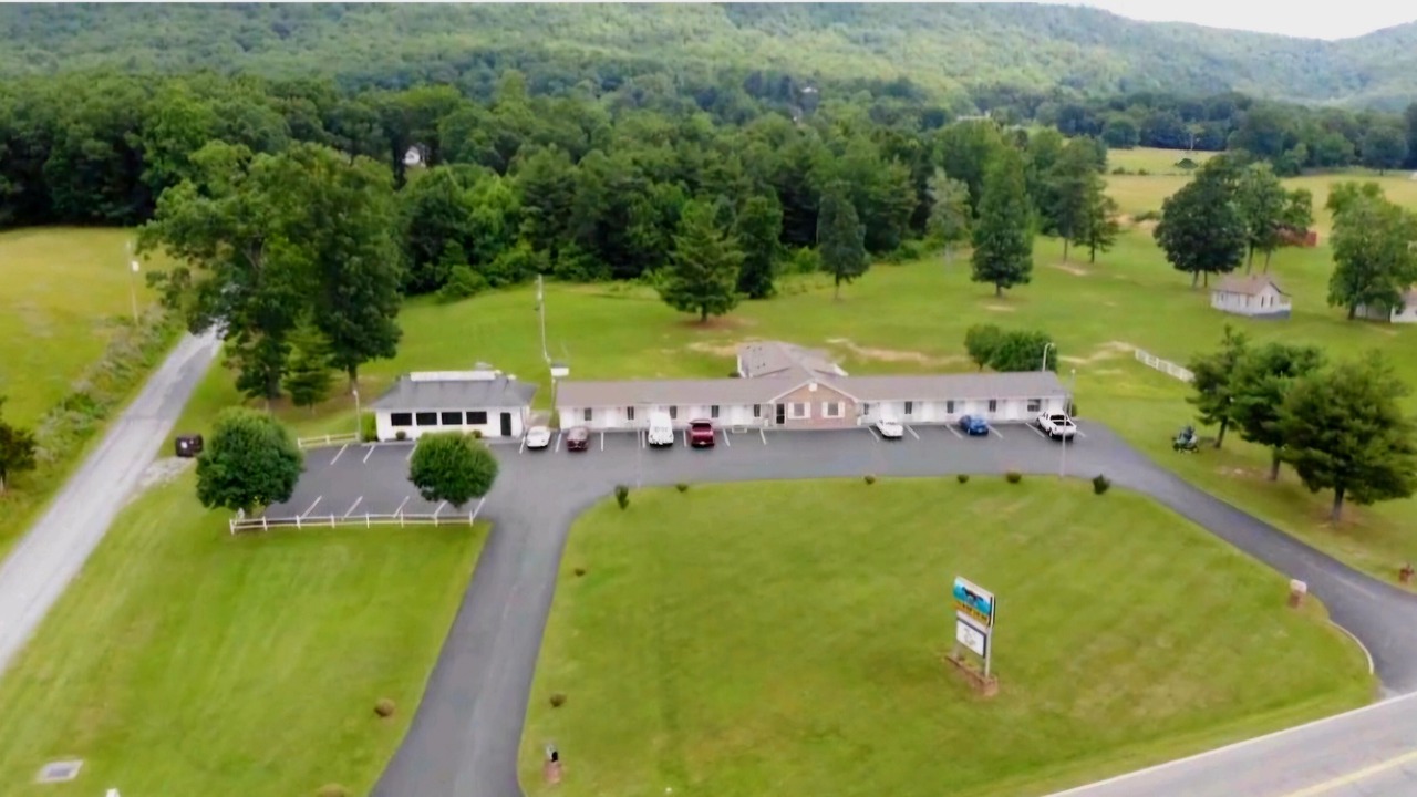 Photo of Outdoor in Max Meadows