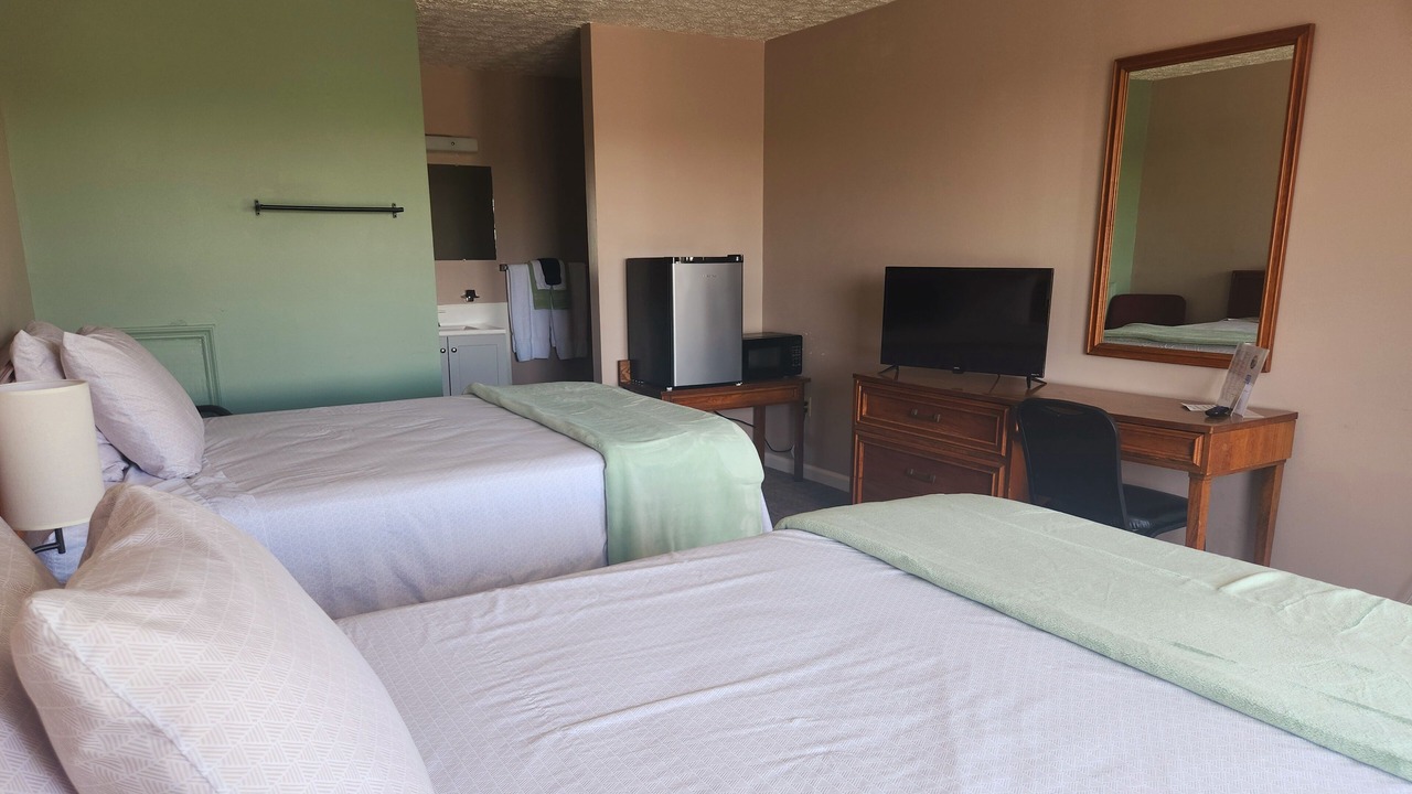 Photo of Bedroom in Max Meadows