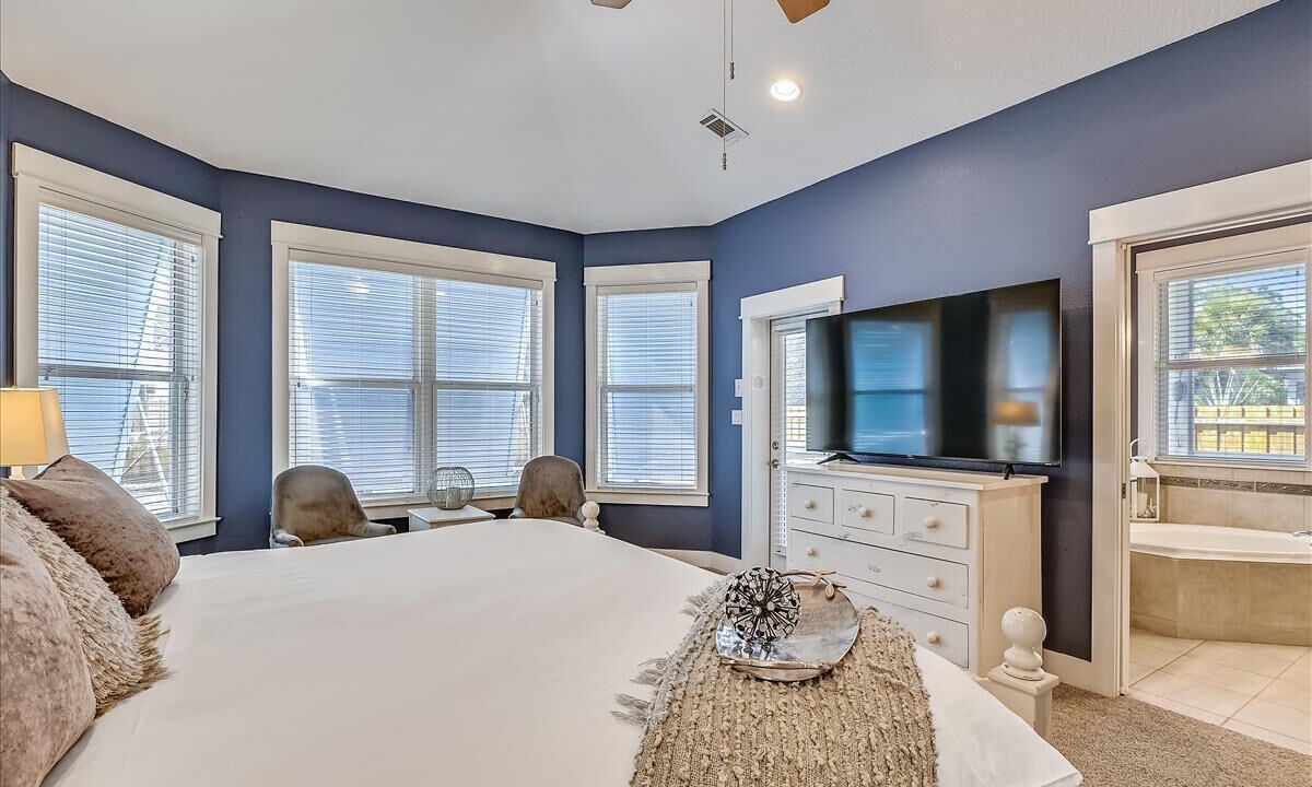 Photo of Bedroom in Village of Sugar Beach