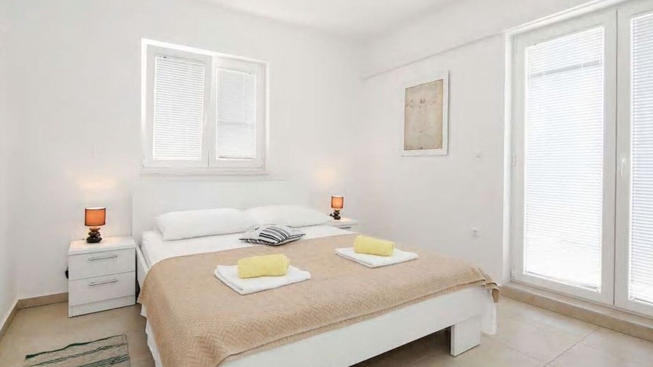 Photo of Bedroom in Mimice