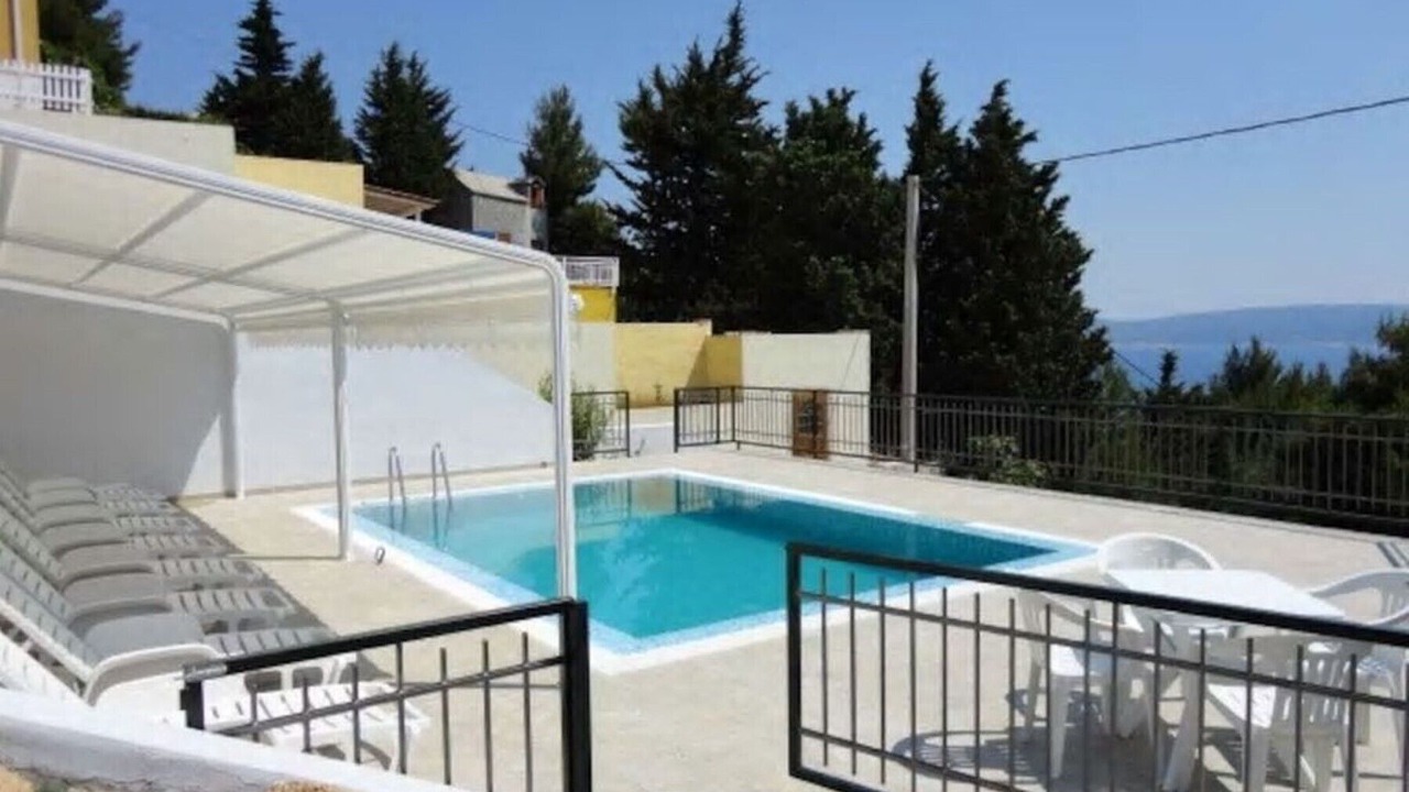 Photo of Outdoor in Mimice