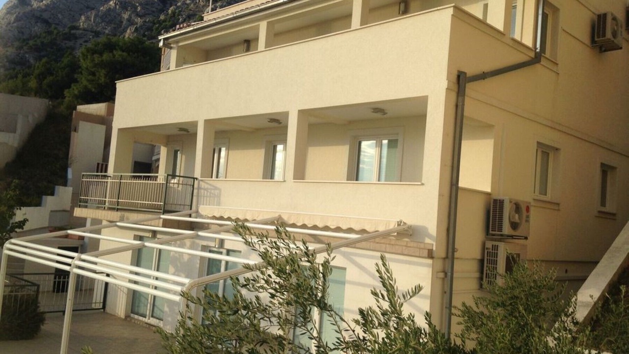 Photo of Outdoor in Mimice
