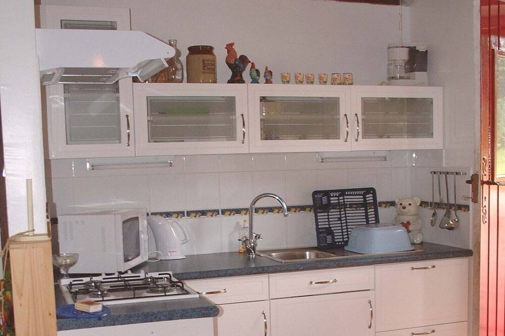 Photo of Kitchen in Saint-Nicolas-du-Pelem