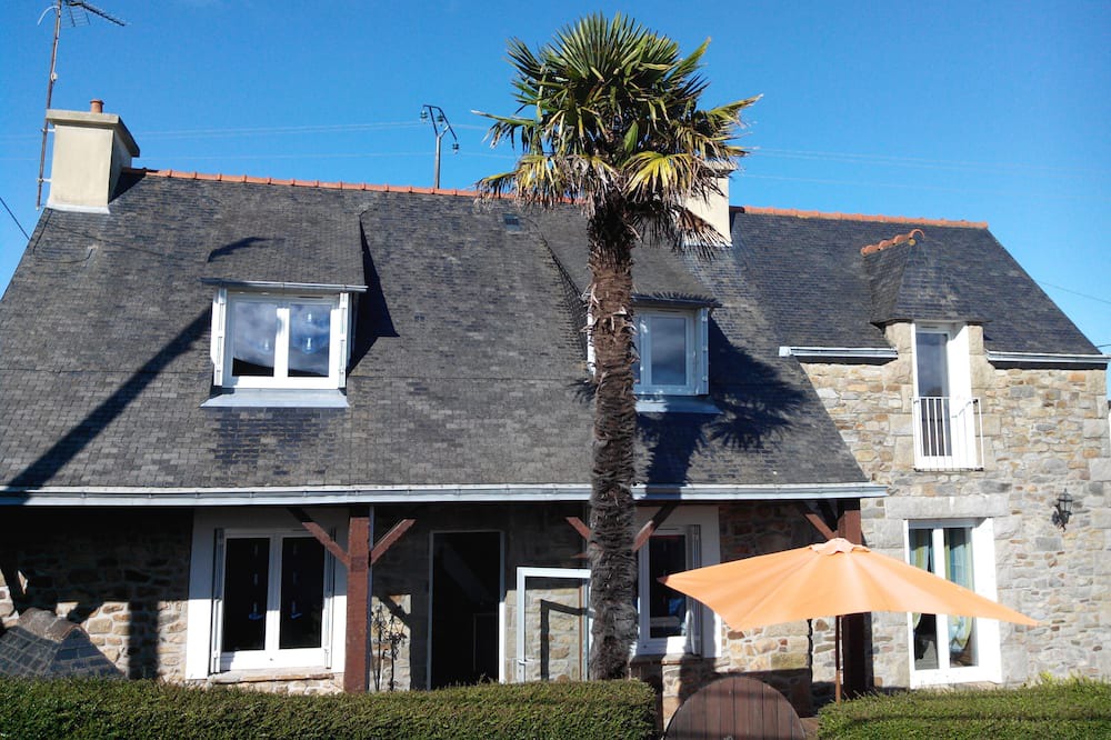 Photo of Outdoor in Loguivy