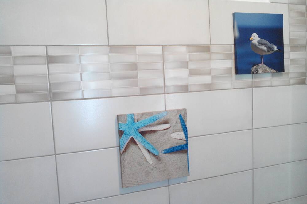 Photo of Bathroom in Loguivy
