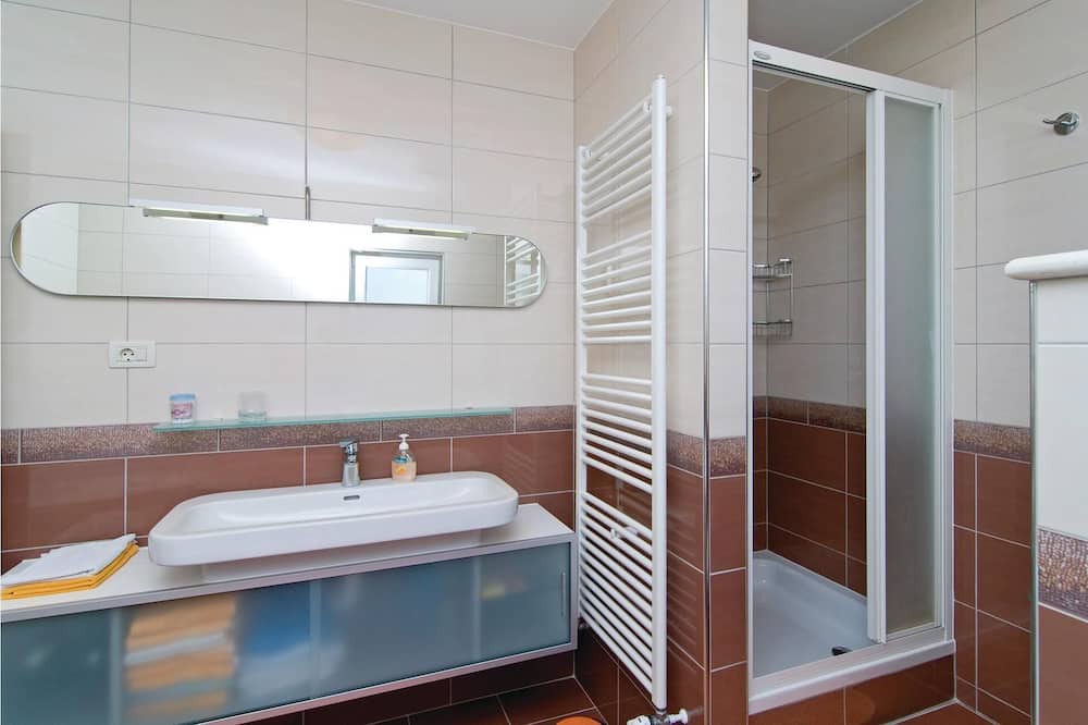 Photo of Bathroom in Seget