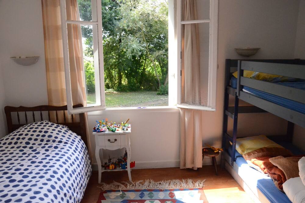 Photo of Bedroom in Lanloup