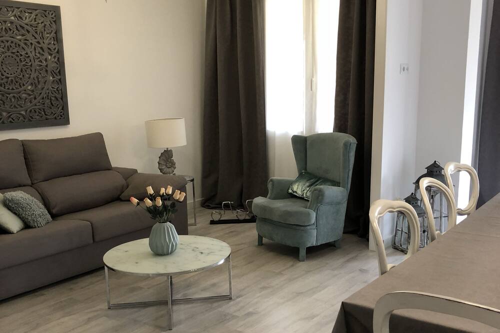 Photo of Livingroom in La Maternitat i Sant Ramon