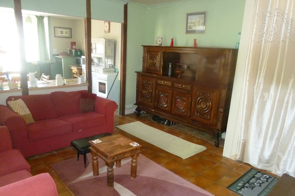 Photo of Livingroom in Jugon-les-Lacs-Commune-Nouvelle