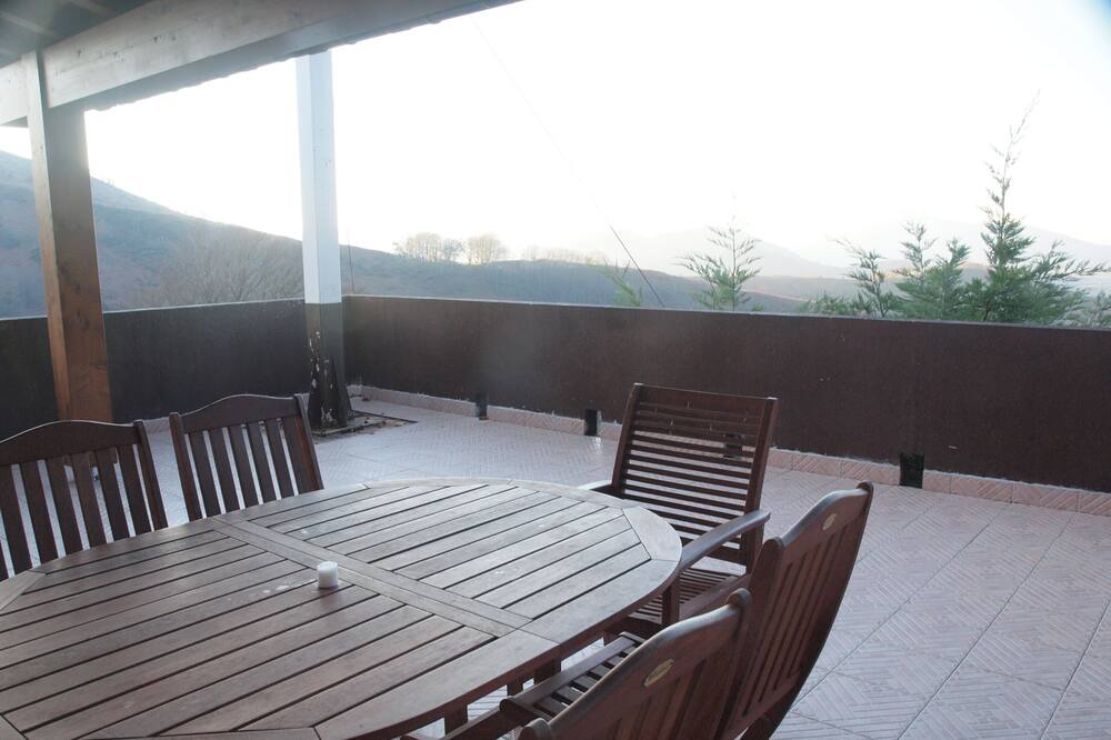 Photo of Patio Balcony in Baztan