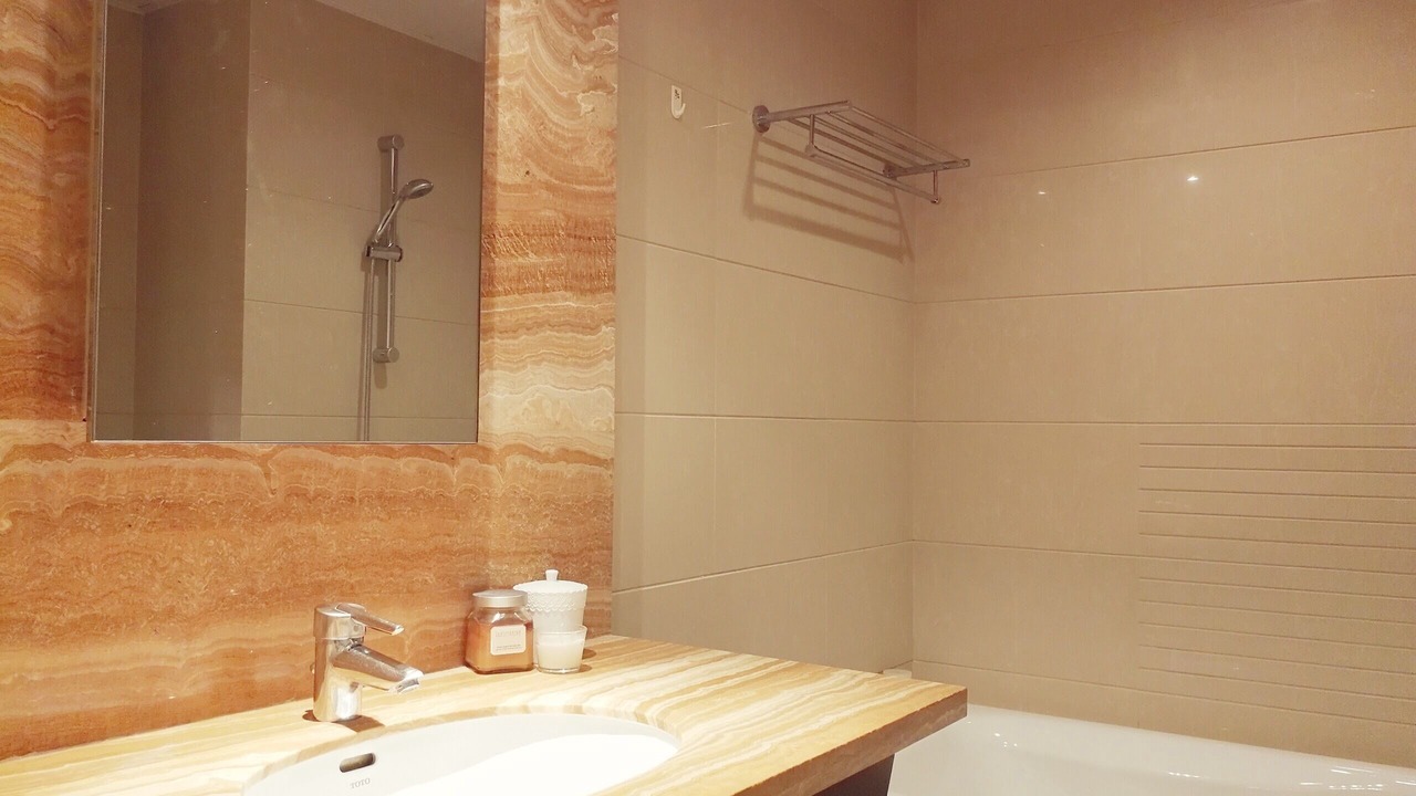 Photo of Bathroom in Downtown Beijing
