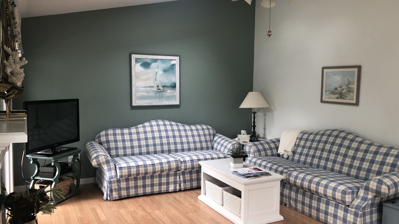 Photo of Livingroom in Mattituck