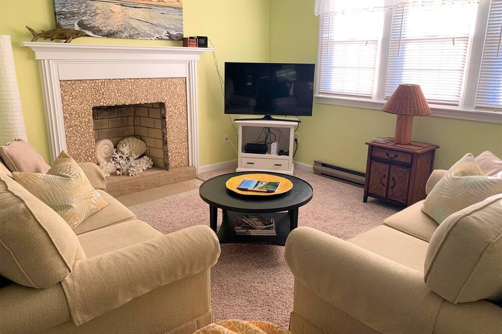 Photo of Livingroom in West Chatham