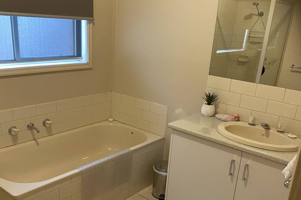 Photo of Bathroom in Echuca