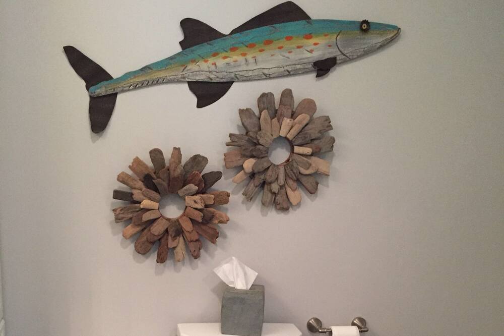 Photo of Bathroom in Geneseo