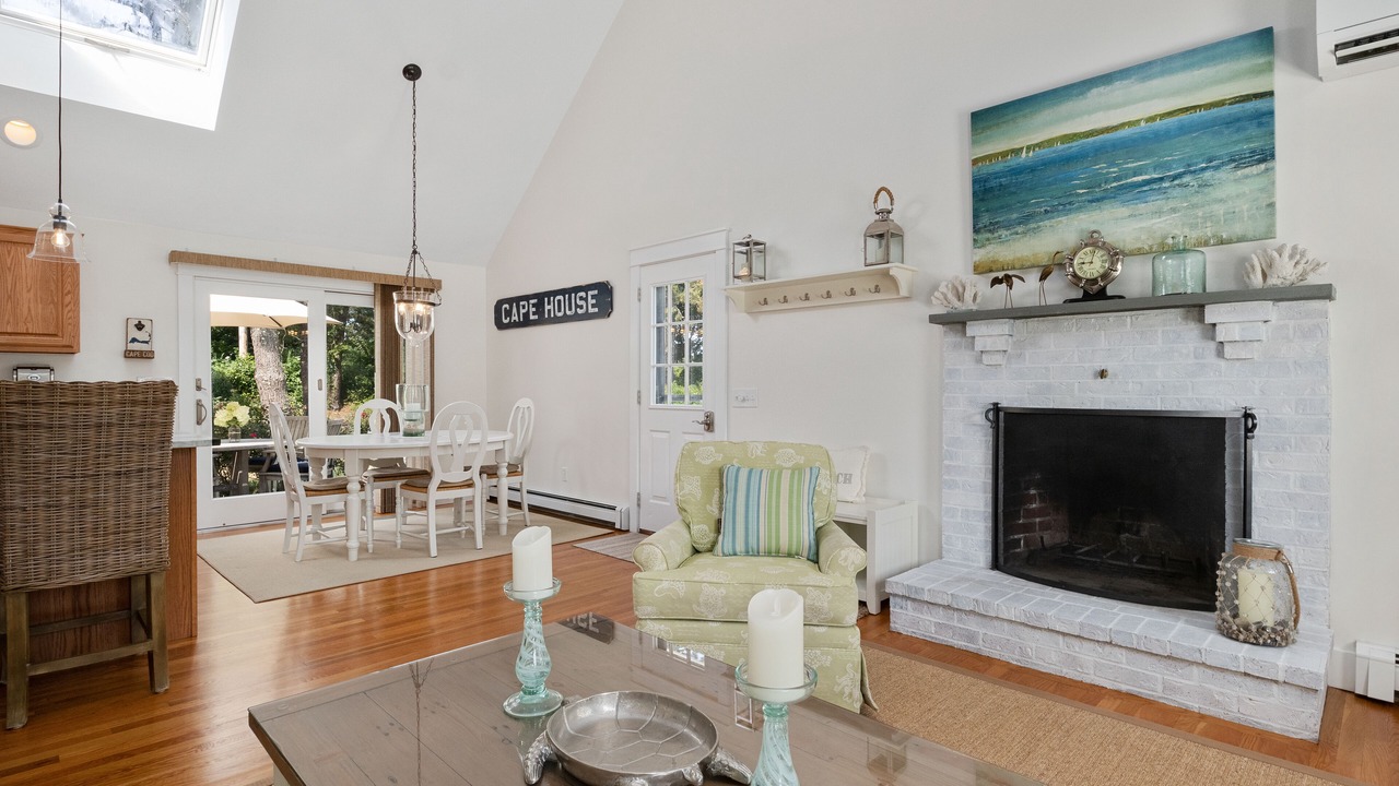 Photo of Livingroom in Chatham