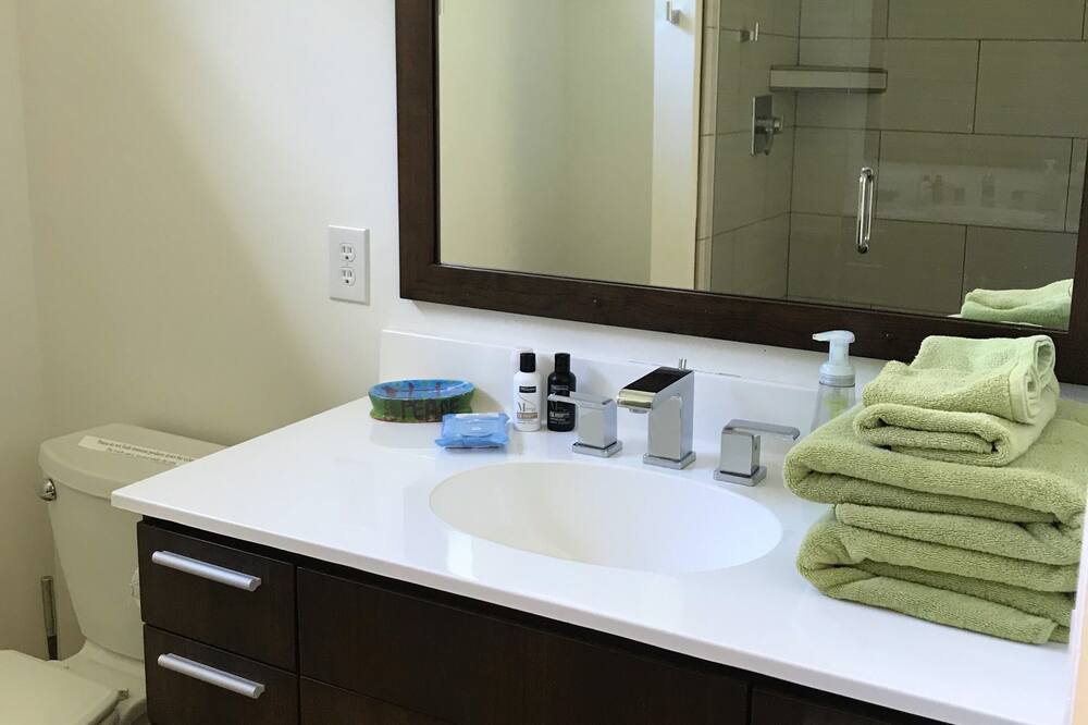 Photo of Bathroom in Cross Keys