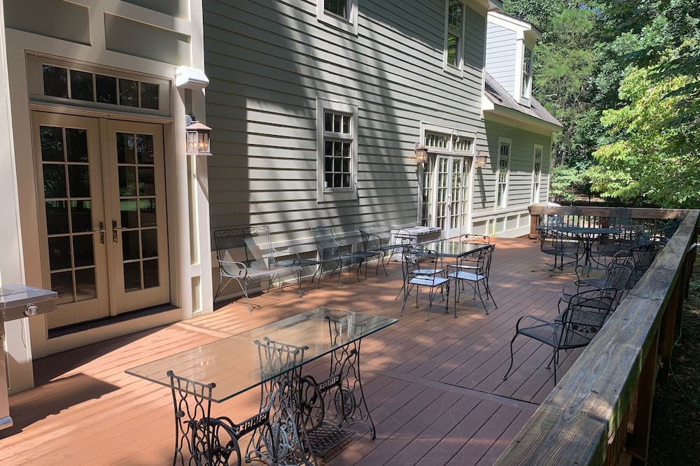 Photo of Patio Balcony in Nellysford