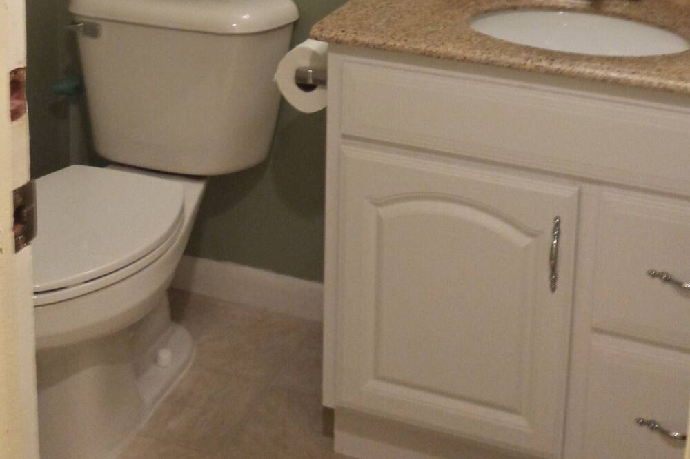 Photo of Bathroom in Massanutten