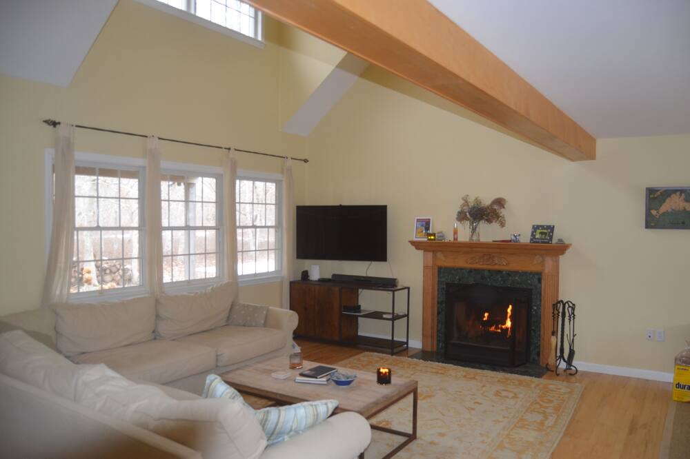 Photo of Livingroom in Chilmark