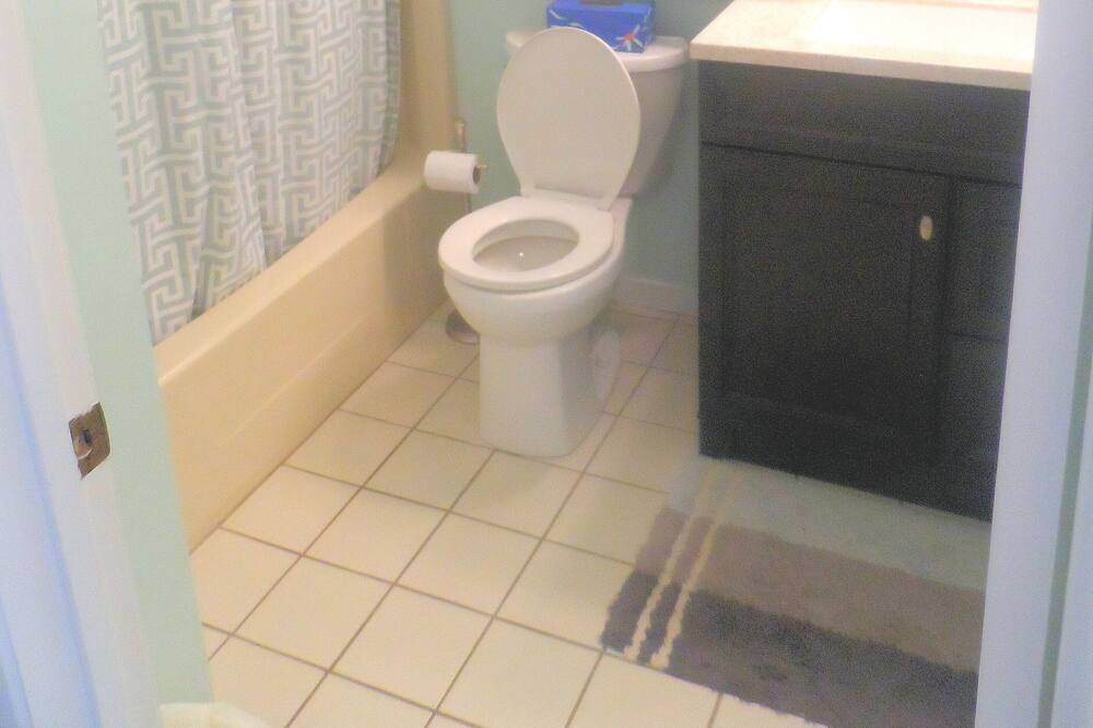 Photo of Bathroom in North Shore